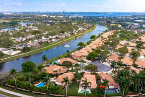 2641 Mohawk Cir, West Palm Beach, FL 33409, Sold 06/12/23