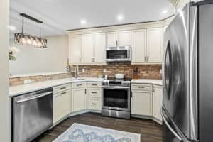 8878 SE Riverfront Terrace, Jupiter, FL 33469, Sold 04/28/23