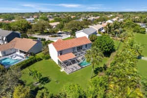 10224 Hunt Club Ln, Palm Beach Gardens, FL 33418, Sold 06/02/23