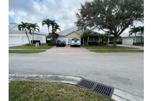 479 NE Canoe Park Cir, Port St. Lucie, FL 34983, Sold 07/28/23
