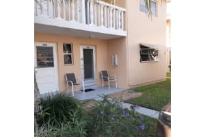 2101 NE 1st Ct, Boynton Beach, FL 33435, Sold 04/14/23