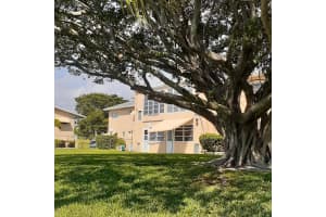 2101 NE 1st Ct, Boynton Beach, FL 33435, Sold 04/14/23