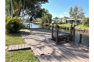 231 SE Paradise Pl, Stuart, FL 34997, Sold 03/31/23