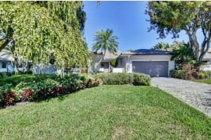 68 Northwoods Cir, Boynton Beach, FL 33436, Sold 06/28/24