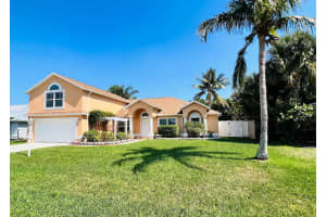 1881 NE Steven Ave, Jensen Beach, FL 34957, Sold 05/15/23