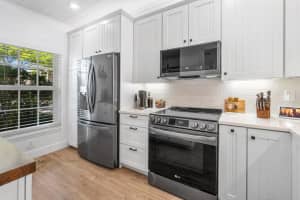 1081 Kokomo Key Ln, Delray Beach, FL 33483, Sold 04/21/23