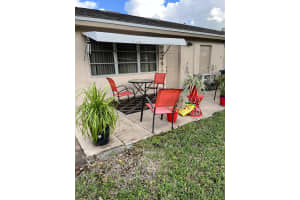 1252 Club Dr, Delray Beach, FL 33445, Sold 07/03/23