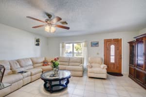 5830 Ithaca Cir W, Lake Worth, FL 33463, Sold 05/01/23