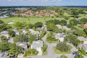 25 Commodore Place, Palm Beach Gardens, Florida 33418