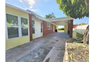 1033 W 25th St, West Palm Beach, FL 33404, Sold 05/17/23