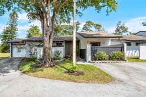 107 Conaskonk Cir, Royal Palm Beach, FL 33411, Sold 04/20/23