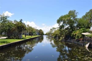 108 Royal Park Drive 2b, Oakland Park, FL 33309 Sold 11/30/23
