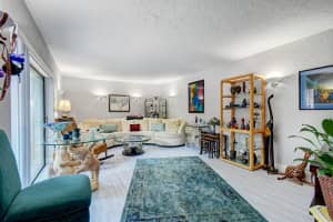 1420 Augusta Cir APT 127, Delray Beach, FL 33445, Sold 04/23/23