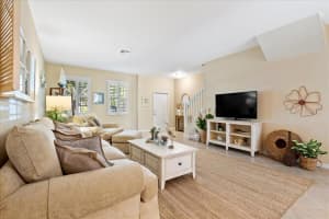 323 E Bay Cedar Cir, Jupiter, FL 33458, Sold 03/27/23