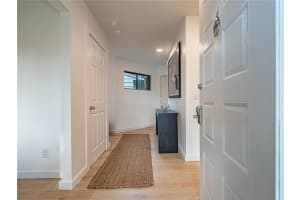 2050 Pine Creek Blvd APT 201, Vero Beach, FL 32966, Sold 04/28/23