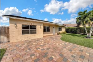 9726 Richmond Cir, Boca Raton, FL 33434, Sold 04/13/23