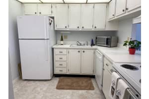 500 Executive Center Dr 3 f, West Palm Beach, FL 33401, Sold 04/10/23