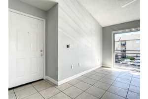 5232 Via Hacienda Circle A219 Orlando, FL 32839 Sold 03/18/23