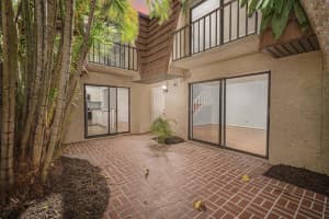 1302 Nebraska Ave Apt 1b, Fort Pierce, FL 34950, Sold 03/31/23