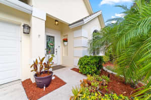 4351 Leicester Ct, West Palm Beach, FL 33409, Sold 05/19/23