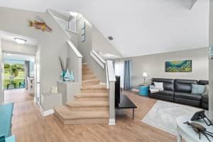 4351 Leicester Ct, West Palm Beach, FL 33409, Sold 05/19/23