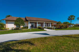 5853 Moss Ct #1c, Fort Pierce, FL 34982, Sold 05/09/23