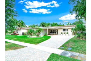 1932 Twin Dolphin Ln, Fort Lauderdale, FL 33316, Sold 04/21/23