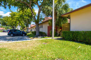 4326 Woodstock Dr APT C, West Palm Beach, FL 33409, Sold 05/10/23
