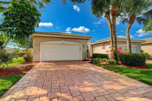 5944 Cocowood Ct, Boynton Beach, FL 33437, Sold 04/18/23