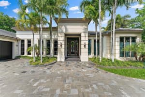 11753  Elina Court, Palm Beach Gardens, FL 33418 Sold 04/15/24