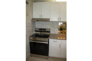 2647 Garden Dr N, Lake Worth, FL 33461, Sold 04/27/23