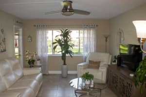 2647 Garden Dr N, Lake Worth, FL 33461, Sold 04/27/23