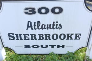 300 John F Kennedy Dr APT 307, Lake Worth, FL 33462, Sold 08/11/23