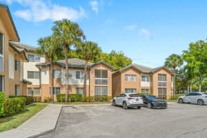 9977 Westview Dr APT 114, Coral Springs, FL 33076, Sold 04/14/23