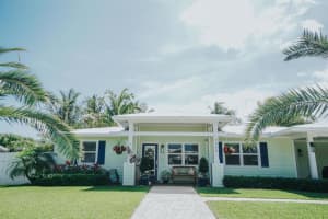 3366 Pebble Place Tequesta, FL 33469 Sold 05/08/23