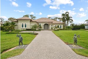 523 SW Squire Johns Ln, Palm City, FL 34990, Sold 06/22/23