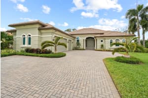 523 SW Squire Johns Ln, Palm City, FL 34990, Sold 06/22/23