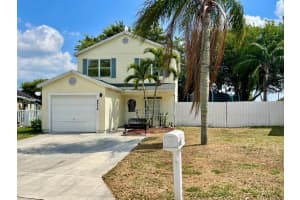 4656 Lakeside Cir, West Palm Beach, FL 33417, Sold 05/03/23