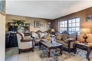 4707 Oak Terrace Dr, Greenacres, FL 33463, Sold 06/16/23