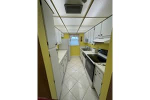 190 High Point Blvd b, Boynton Beach, FL 33435, Sold 01/16/24