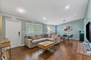 242 NE 9th St, Delray Beach, FL 33444, Sold 04/18/23