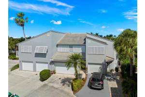 2498 Harbour Cove Dr, Fort Pierce, FL 34949, Sold 01/05/24