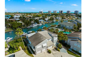 2498 Harbour Cove Dr, Fort Pierce, FL 34949, Sold 01/05/24