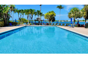 104 Half Moon Cir APT B2, Hypoluxo, FL 33462, Sold 11/16/23