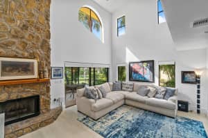 5425 10th Fairway Dr #3, Delray Beach, FL 33484, Sold 04/21/23