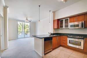 MLS# R10874056, West Palm Beach, Florida 33401