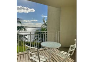 975 NW Flagler Ave APT 302, Stuart, FL 34994, Sold 05/23/23
