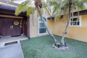 2944 Ne Loquat Lane, Jensen Beach, Fl 34957 Jensen Beach, FL 34957 Sold 04/18/23