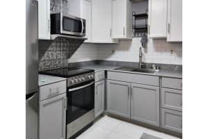 1225 NW 21st St, Stuart, FL 34994, Sold 05/02/23