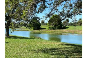 432 NW Canterbury Court, Port St Lucie, FL 34983 Sold 08/29/23